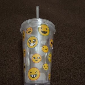 Emoji plastic Cup with Straw